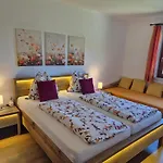 Farm stay Klein Schontal